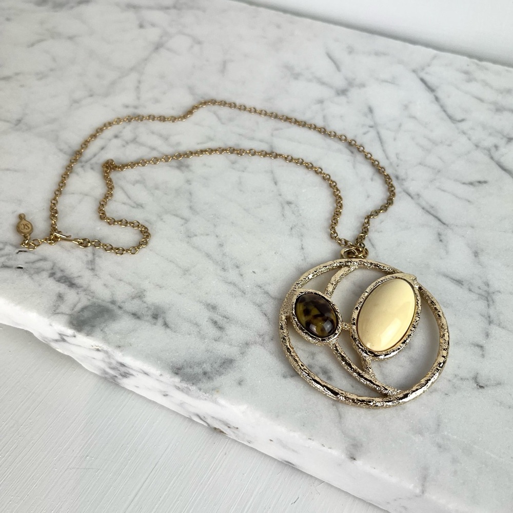 Vintage 1970’s Sarah Coventry Signed Desert Flower Pendant Necklace - Picture 11 of 16